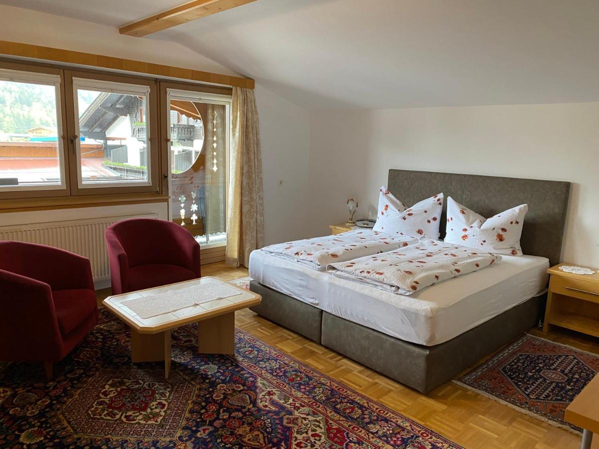 Landhaus Appartement Kofler Ferienwohnungen,Zimmer Maurach (Achensee) Exterior foto