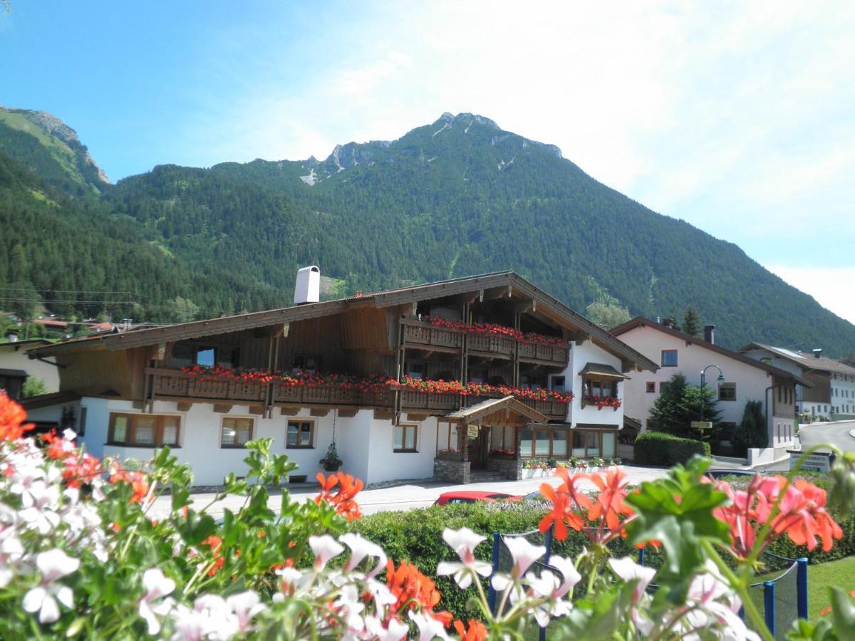 Landhaus Appartement Kofler Ferienwohnungen,Zimmer Maurach (Achensee) Exterior foto