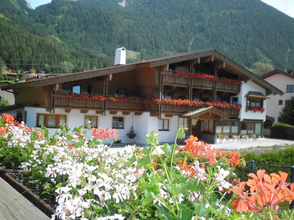 Landhaus Appartement Kofler Ferienwohnungen,Zimmer Maurach (Achensee) Exterior foto